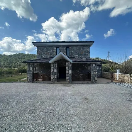 Villa Close To Lake,